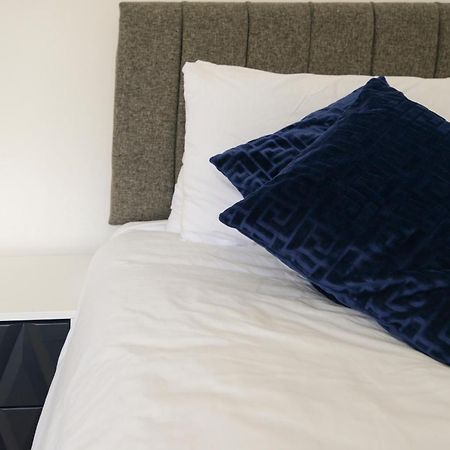 Alderton House - Spacious 3 Bed With Parking Νότιγχαμ Εξωτερικό φωτογραφία