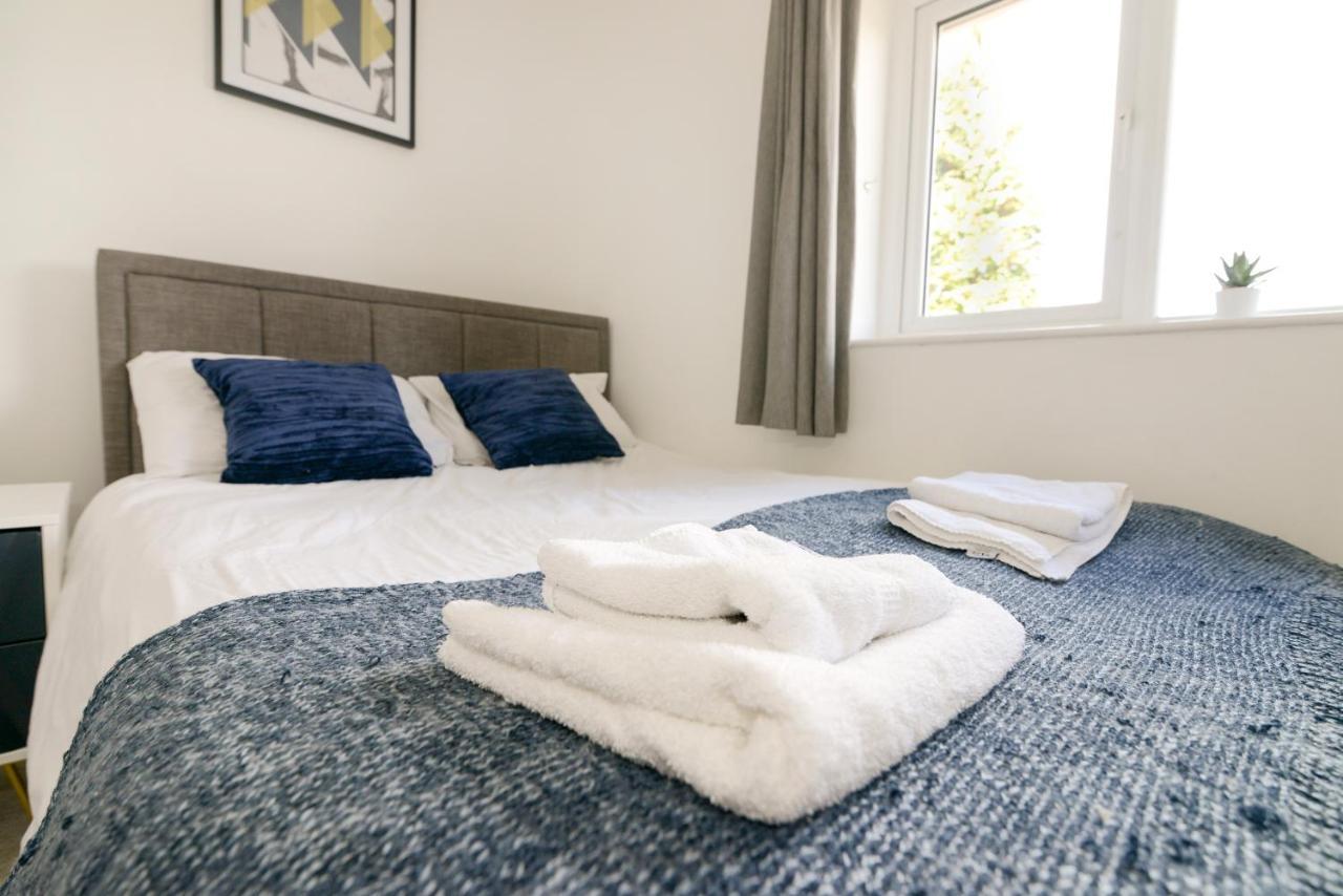 Alderton House - Spacious 3 Bed With Parking Νότιγχαμ Εξωτερικό φωτογραφία