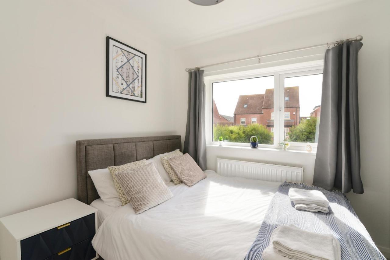 Alderton House - Spacious 3 Bed With Parking Νότιγχαμ Εξωτερικό φωτογραφία